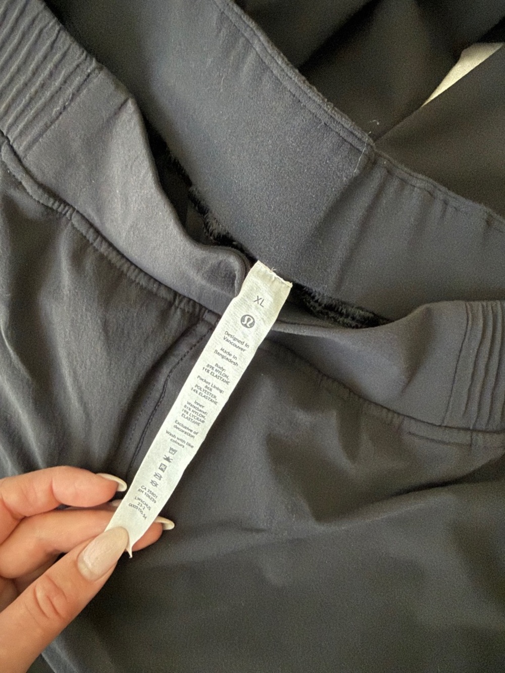 Lululemon Stretch Woven High Rise Wide Leg Cropped Black Pant SZ XL - Picture 5 of 5